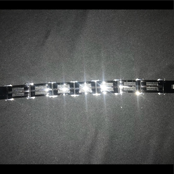 Chain Link Bracelet - Picture 4 of 5